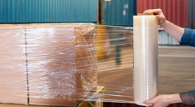 Packaging stretch film